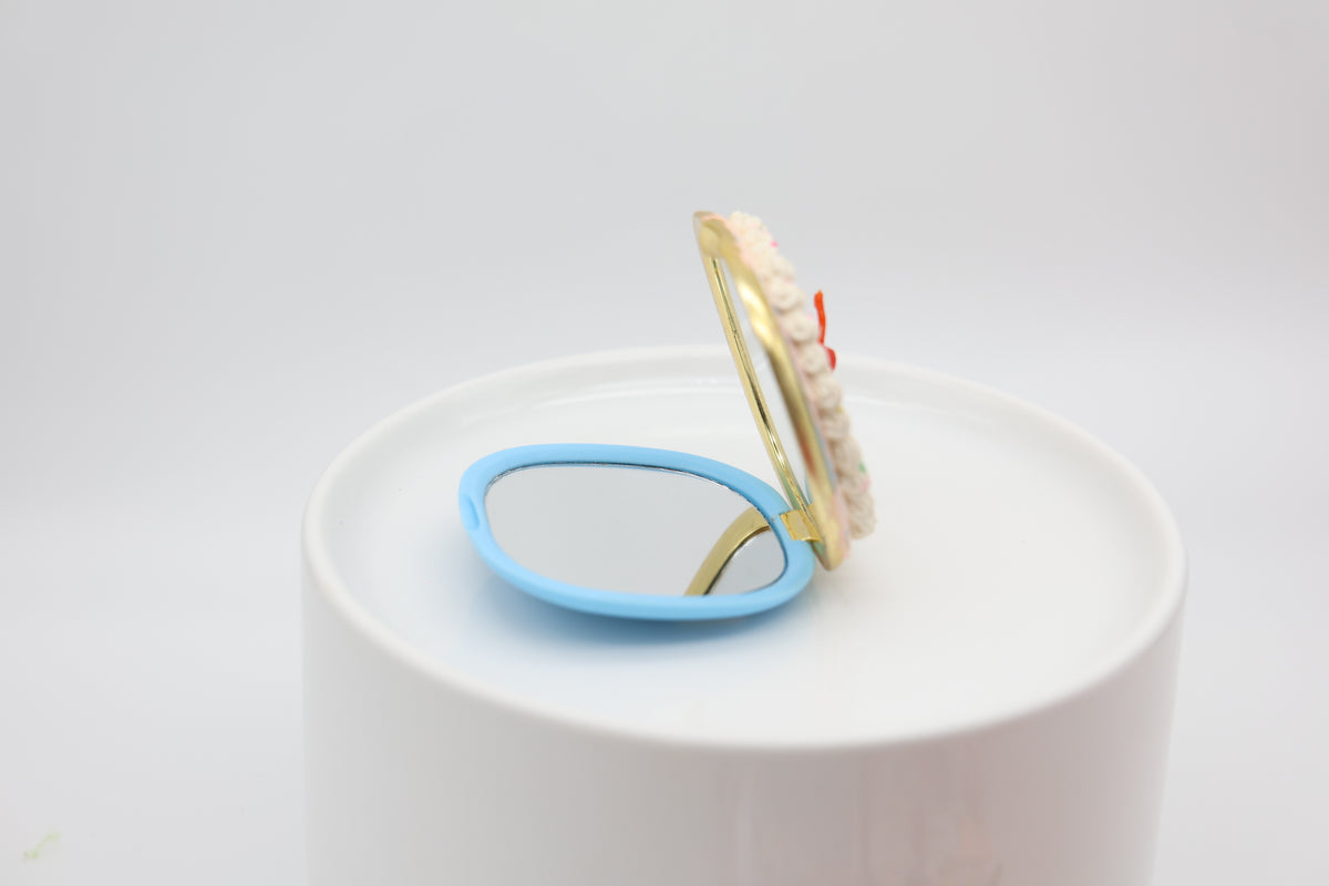 Compact Mirror