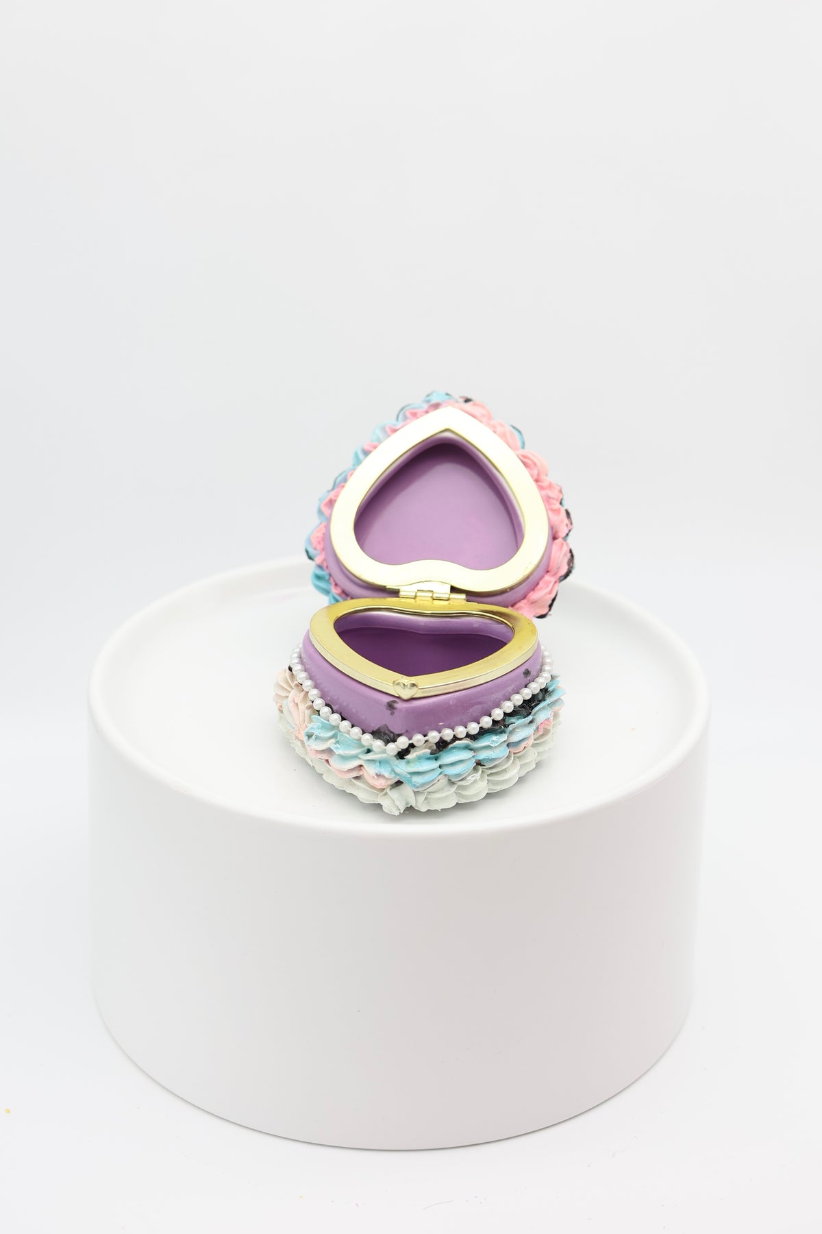 Vintage Cake Jewlery Box